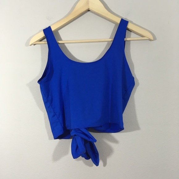 Fabletics Tops - Fabletics Demi Lovato Workout Top